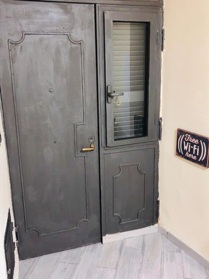 Basso Sasa نابولي المظهر الخارجي الصورة